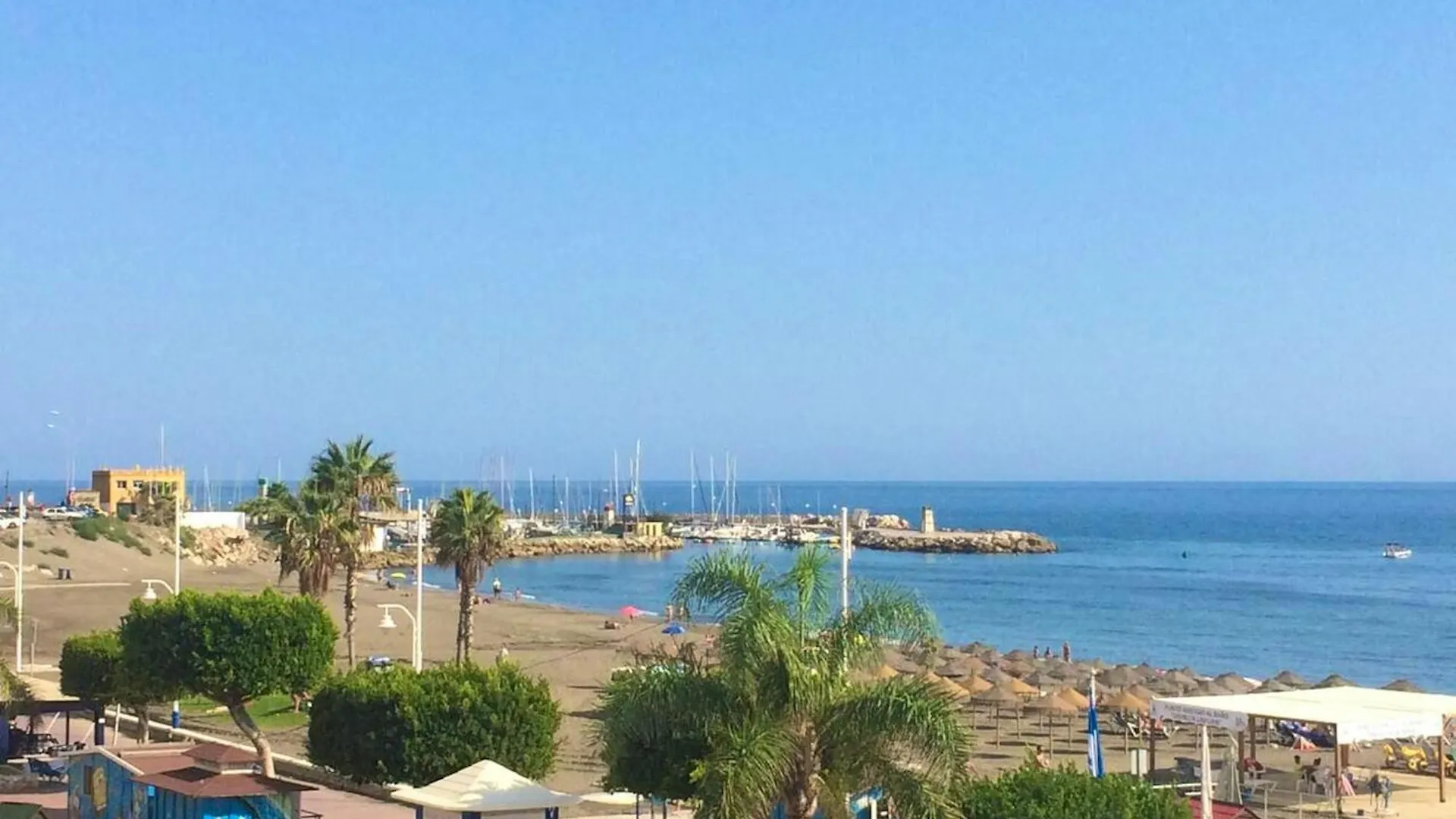 Cosy Apartment In Malaga Near City Centre 60 Sqm Air Conditioned Spain